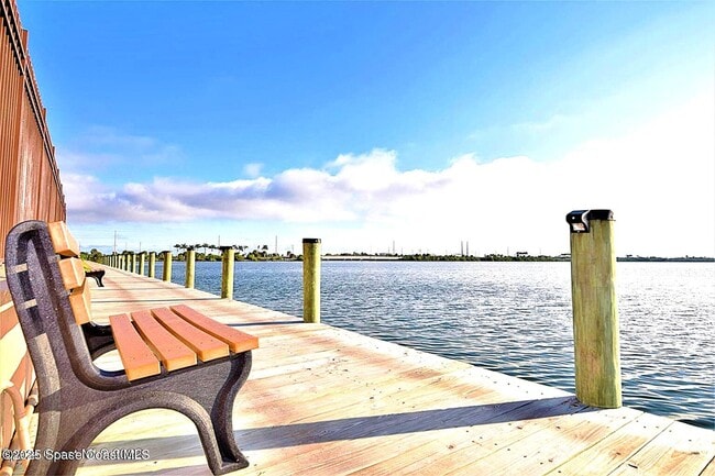 Building Photo - 200 S Sykes Creek Pkwy