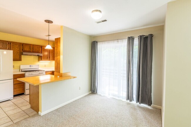 Building Photo - 1476 Gray Stone Court - Millcreek