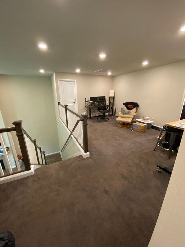 Building Photo - 4bd/3ba House in Tehaleh