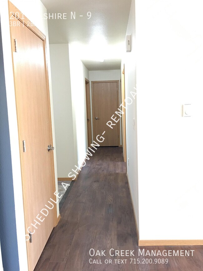 Building Photo - 201 Wilshire Blvd N