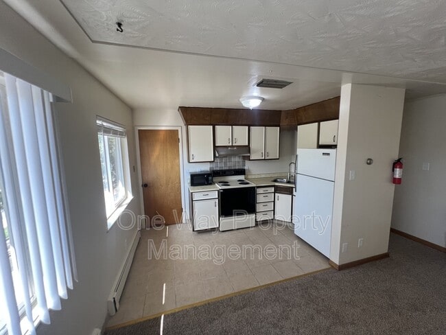 Building Photo - 2154 19th Ave