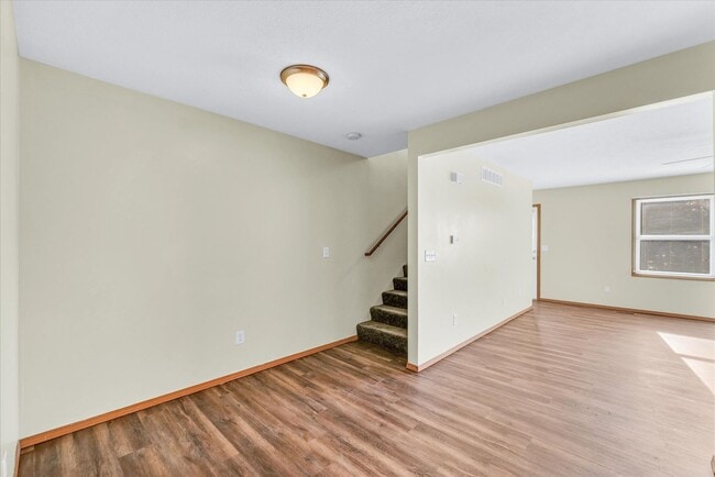 Building Photo - Modern 3-Bedroom Townhome Overlooking Clea...