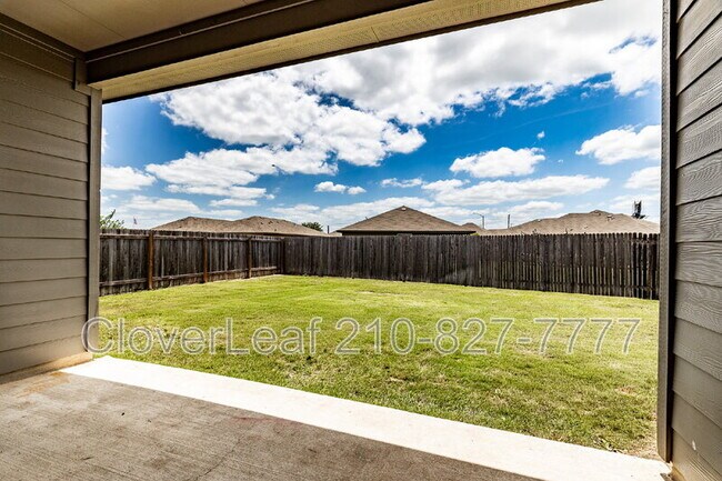 Building Photo - 2126 Silver Maple