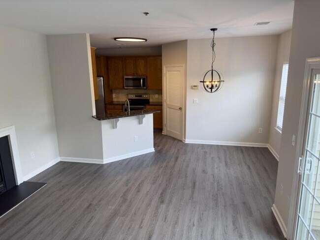 Building Photo - 942 Nittany Ct