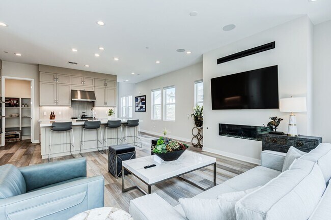 Building Photo - Incredible Fully Furnished New Home In Lak...