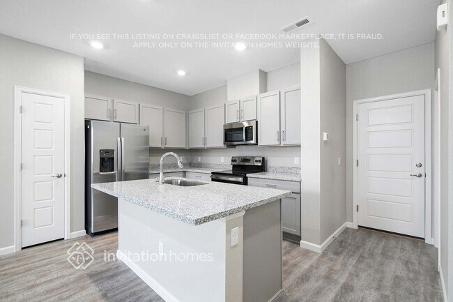 Building Photo - 24223 E Mexico Ave