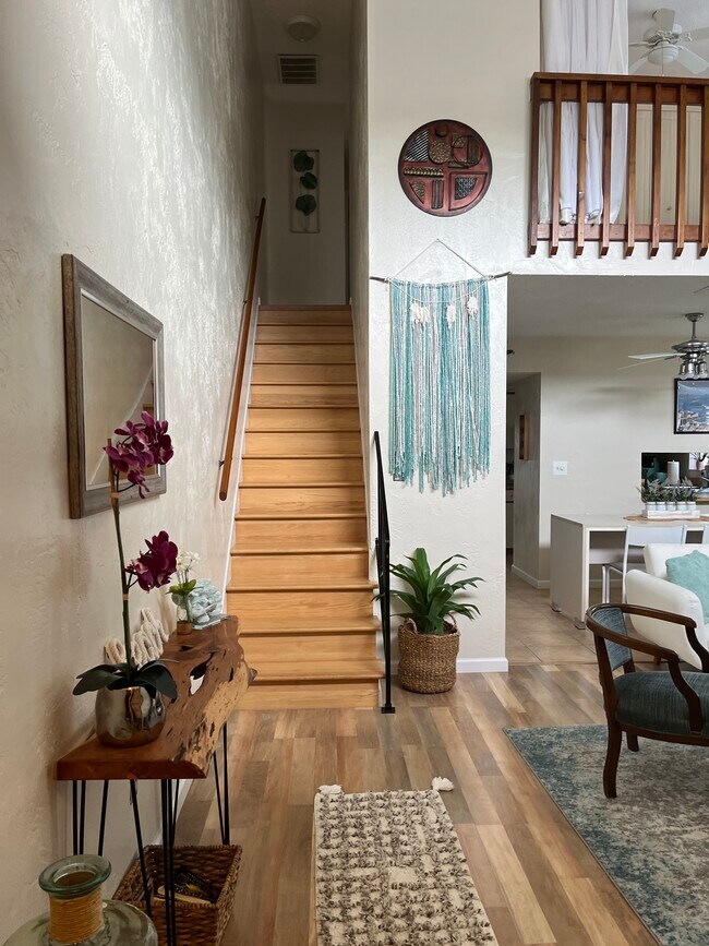 Building Photo - 7 Bristol Ln