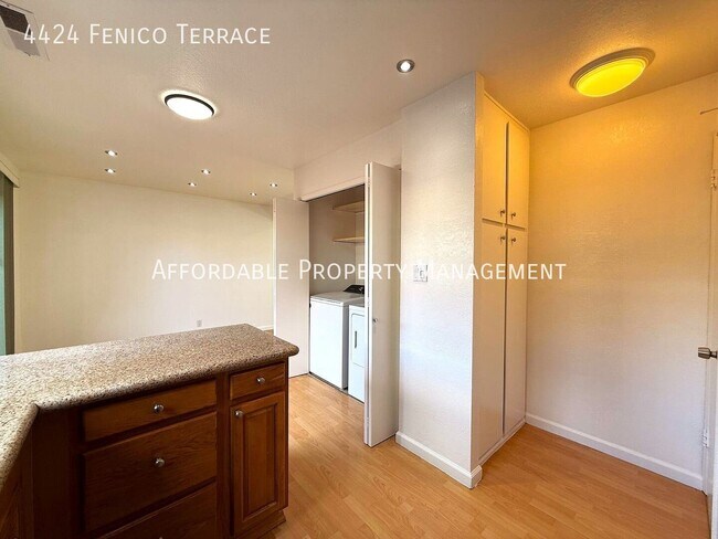 Building Photo - 4424 Fenico Terrace