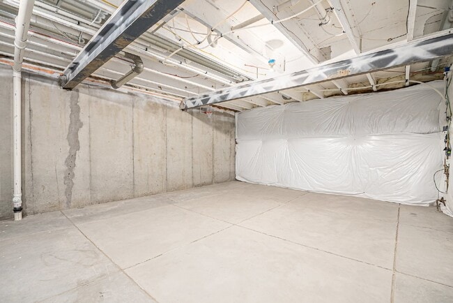 Building Photo - "Spacious 4-Bedroom Duplex Oasis with 3 Full Baths in Erie, CO - Your Perfect Home Awaits!"