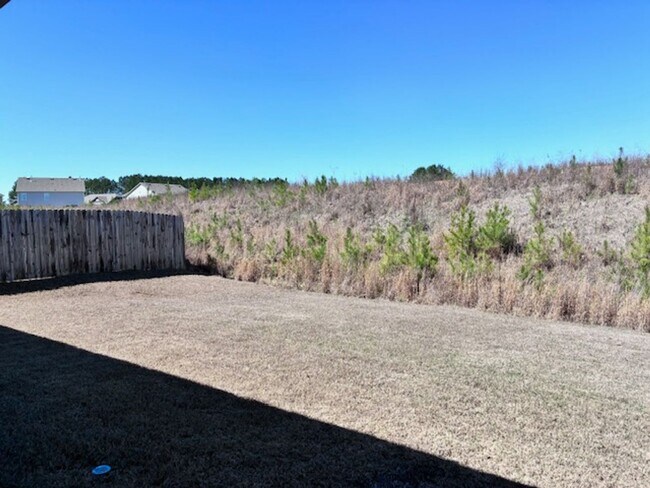 Building Photo - 224 Park Crest Run