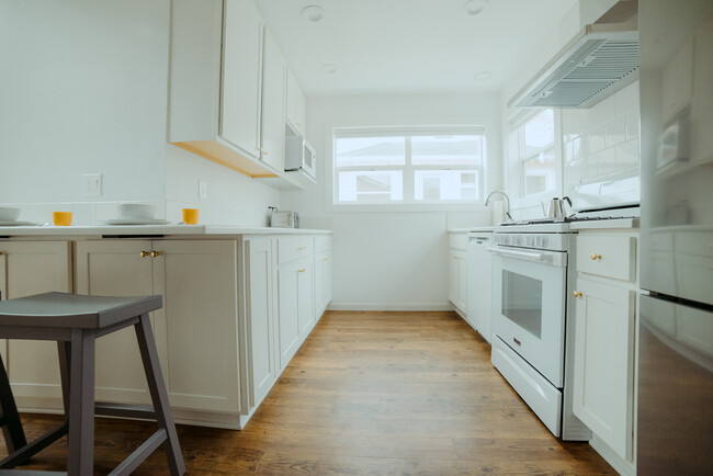 Kitchen - 3536 NE Rodney Ave