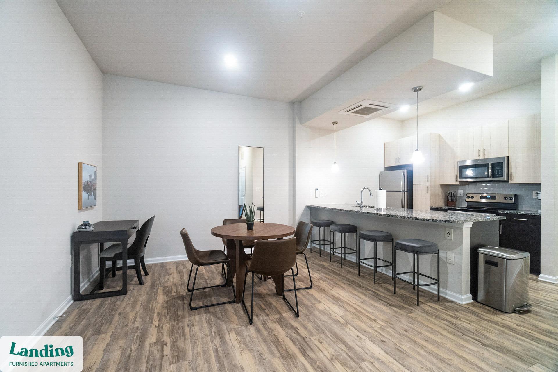 Building Photo - 655 W Mallard Creek Church Rd