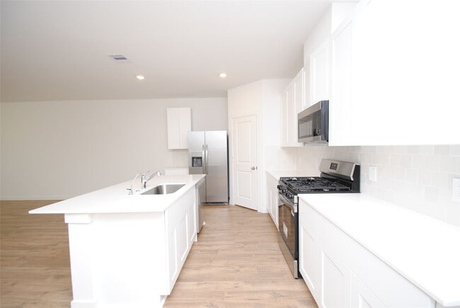 Building Photo - 3555 Adelie Ln