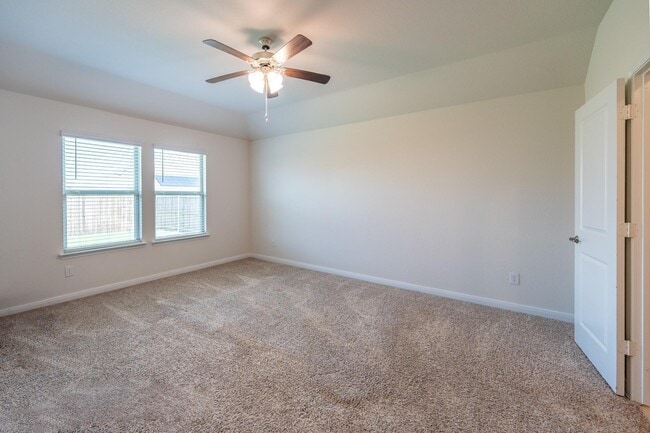 Building Photo - 1609 Grand Villa St