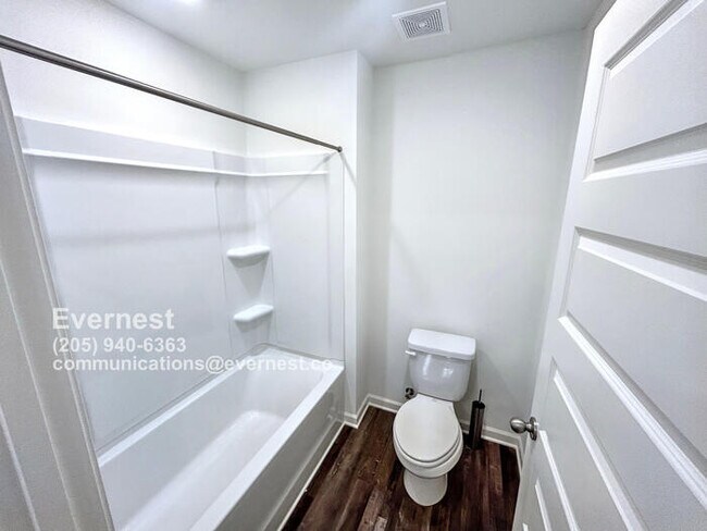 Building Photo - 1301 Chelsea Pk Trl
