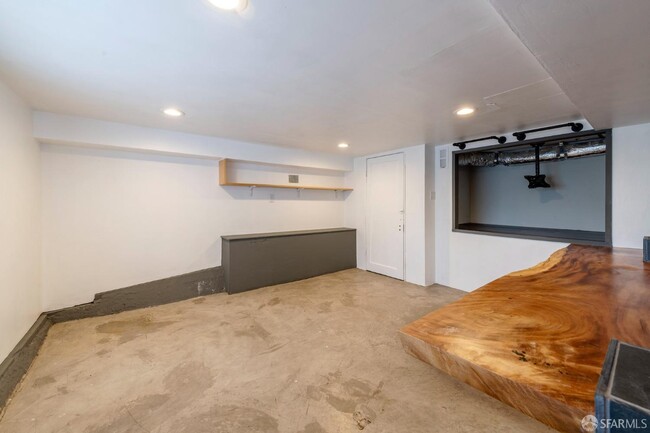 Building Photo - 3319 Herrier St