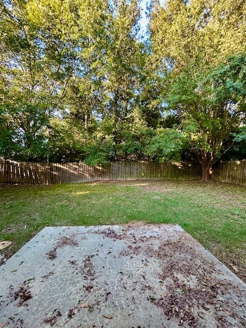 Building Photo - 3936 Heatherwoods Dr