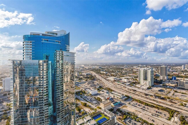 Building Photo - 888 Biscayne Blvd