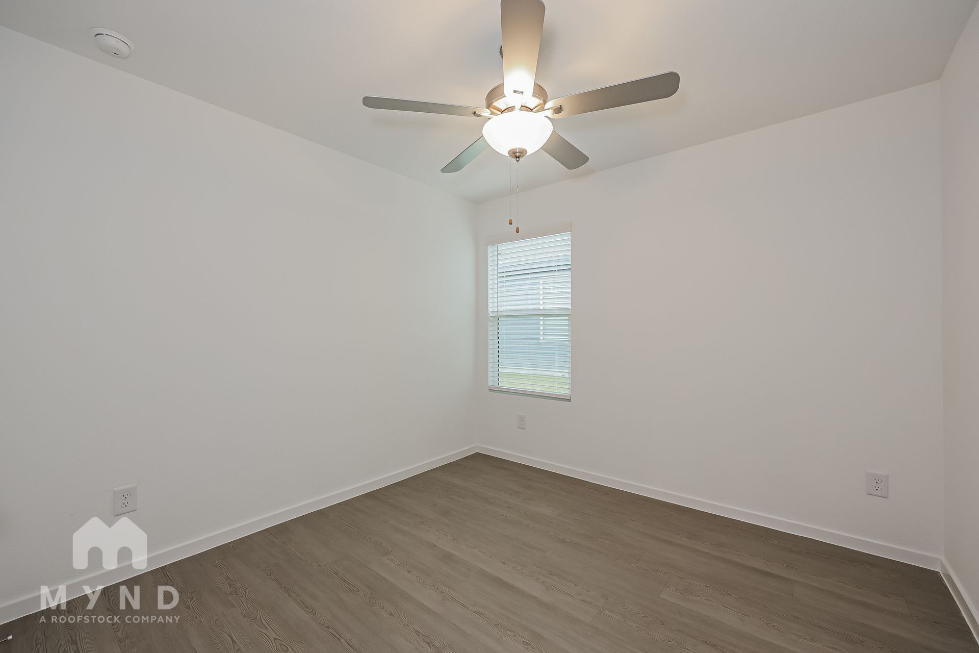 Building Photo - 2740 Ctr Crk Ln