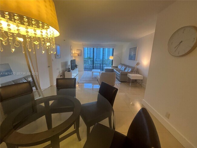 Building Photo - 3300 NE 192 St