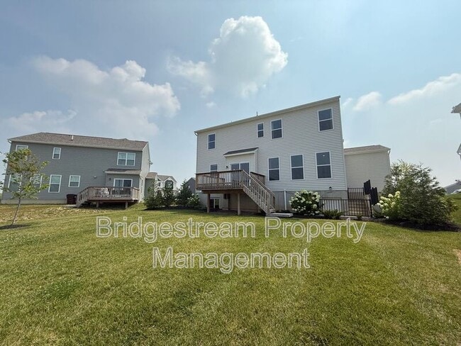 Building Photo - 3032 Wellington Ln