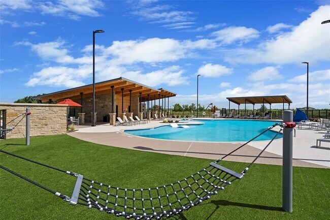 Building Photo - 2428 Ekvall Dr