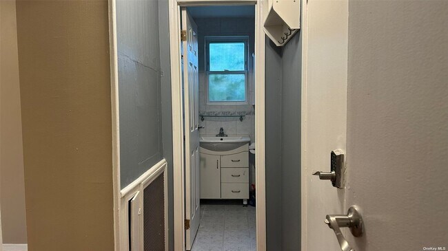 Building Photo - 189-44-189-43 43rd Rd