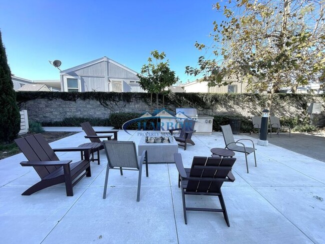 Building Photo - 9506 Parker Ln