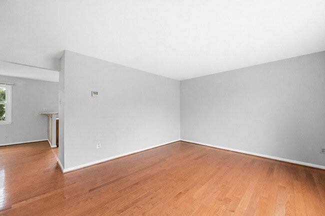 Building Photo - 9071 Loreleigh Way