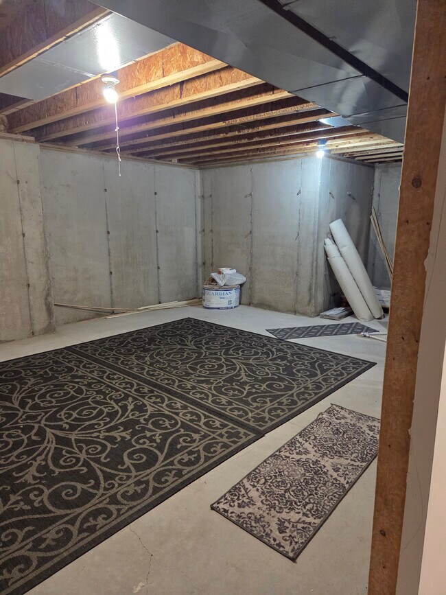 Building Photo - 6803 Von Kanel St