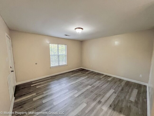 Building Photo - 1632 Hamlet Dr