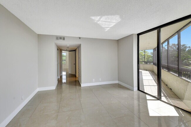 Building Photo - 6372 La Costa Dr