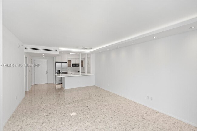Building Photo - 325 S Biscayne Blvd