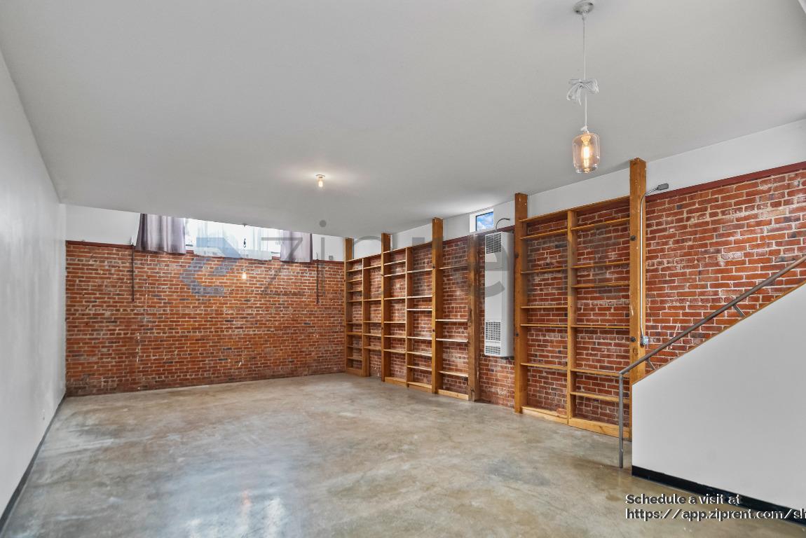 Building Photo - 3016 Filbert St