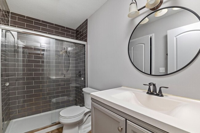 Building Photo - 607 Winter Way Dr