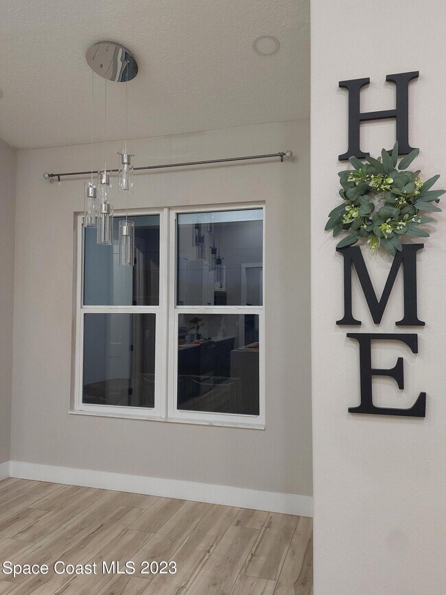 Building Photo - 971 Granata Ave