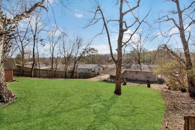 Building Photo - 238 Townes Dr