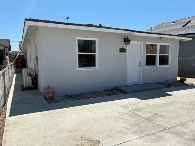 Building Photo - 1000 E 54