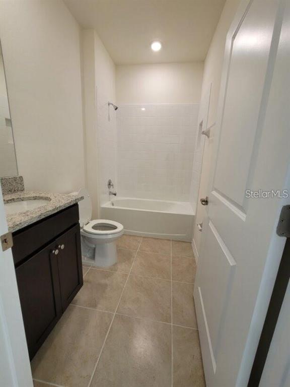 Building Photo - 5084 Stokes Wy