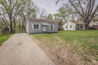 Building Photo - Adorable 2 bedroom 1 bath home