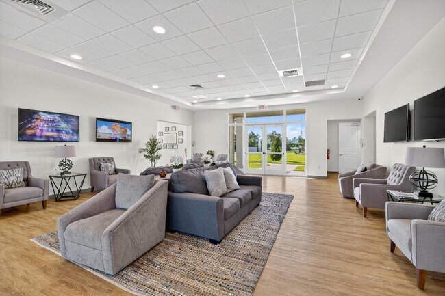 Building Photo - 6580 Canterbridge Dr