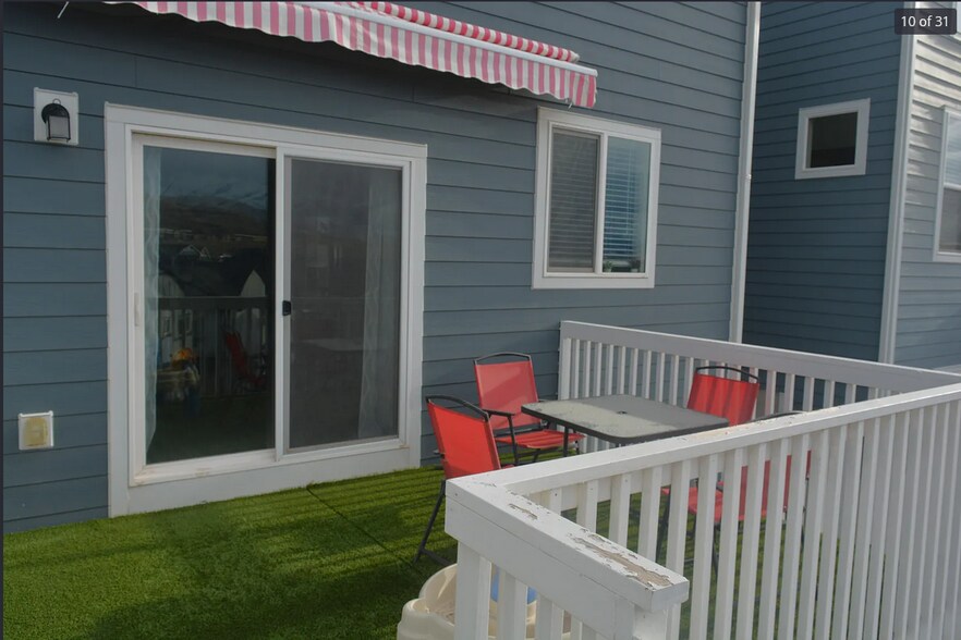 Building Photo - 9337 N Tampa Dr