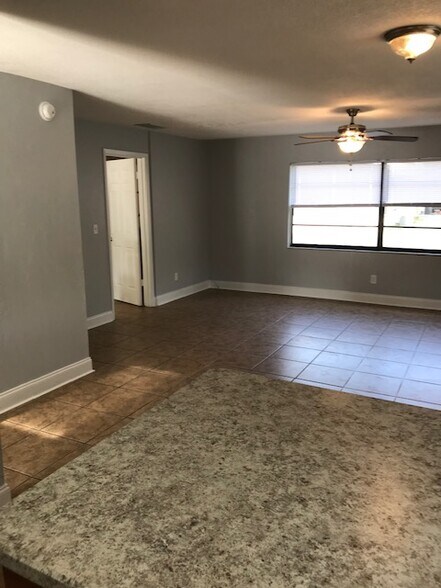 Building Photo - 1595 Megan Bay Cir