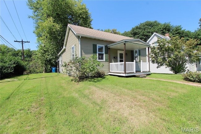 Building Photo - 413 N Center St