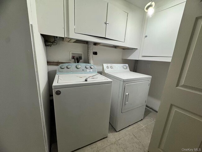 Building Photo - 47-19 213th St