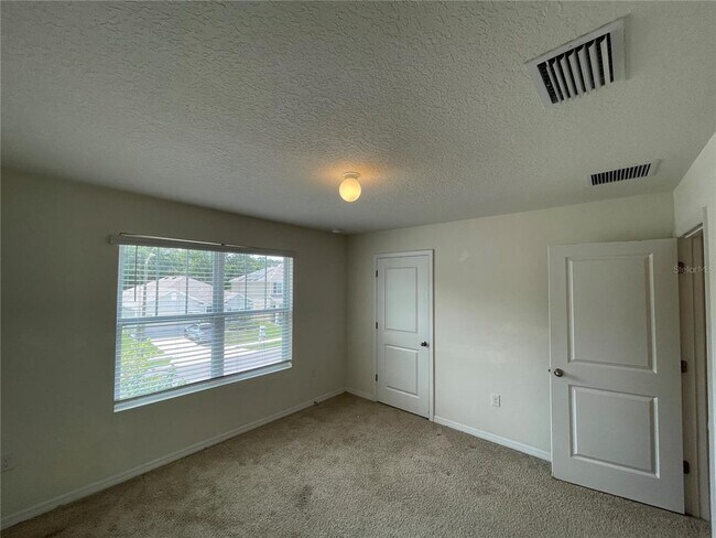 Building Photo - 6065 SW 84th St