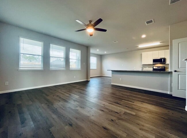 Building Photo - 4807 Blue Jacaranda Wy