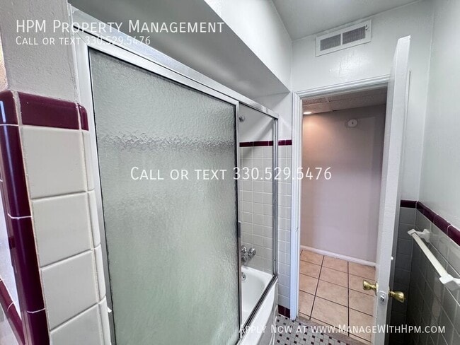 Building Photo - 3310 Warrensville Center Rd