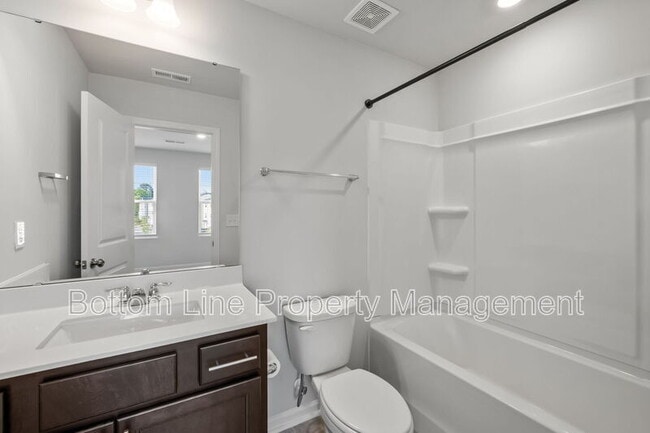 Building Photo - 1129 Lily Loch Wy