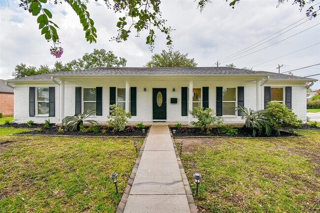 Primary Photo - 4947 Cheena Dr